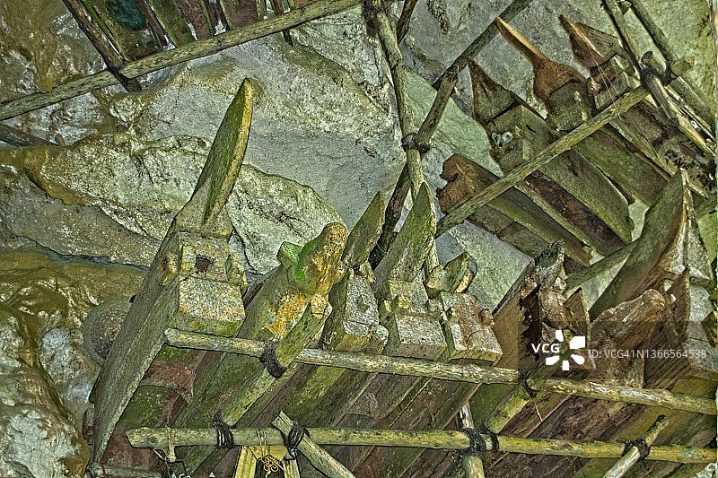 托拉雅葬礼洞穴中的棺材图片素材