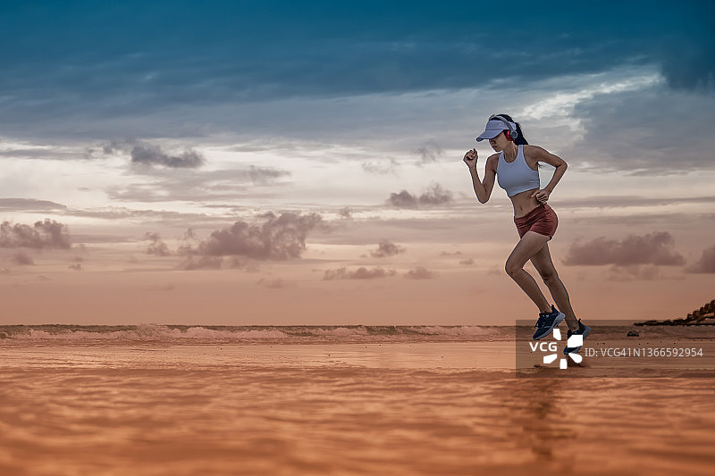 移动的海滩图片素材