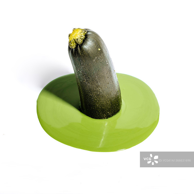 融化的黄瓜图片素材