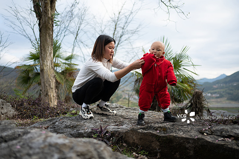中国三代同堂家庭图片素材