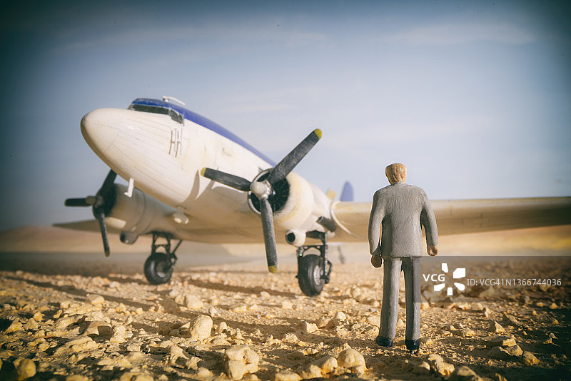 迷你男人和DC-3达科他图片素材