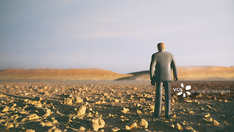 沙漠中的孤独图片素材