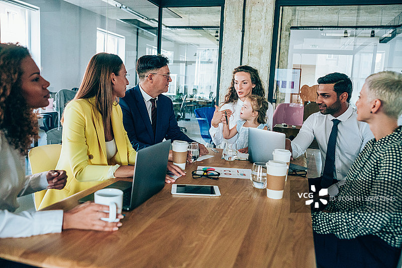 职场妈妈图片素材