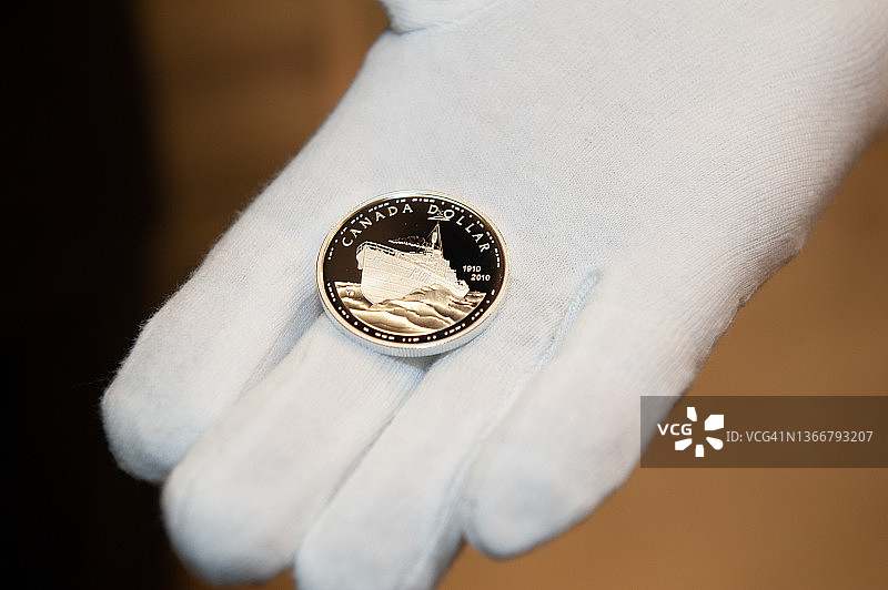 薄荷金币图片素材