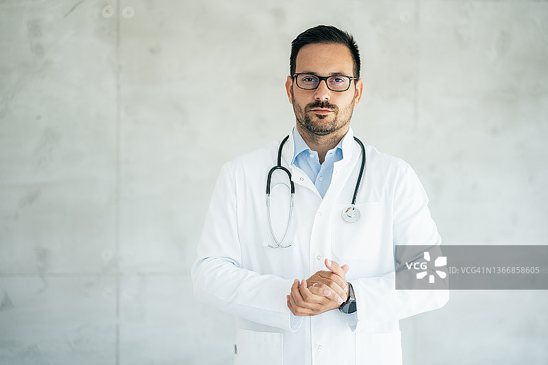 医生的肖像图片素材