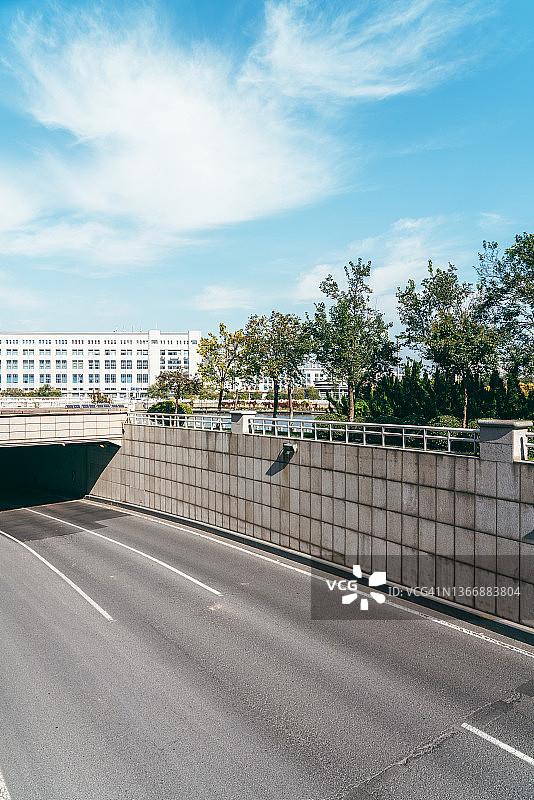 地下隧道出口图片素材