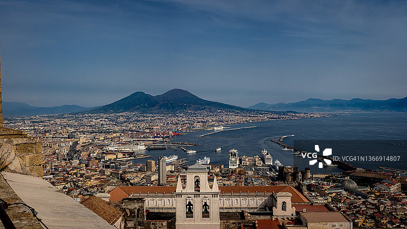 意大利圣埃尔莫堡眺望那不勒斯图片素材