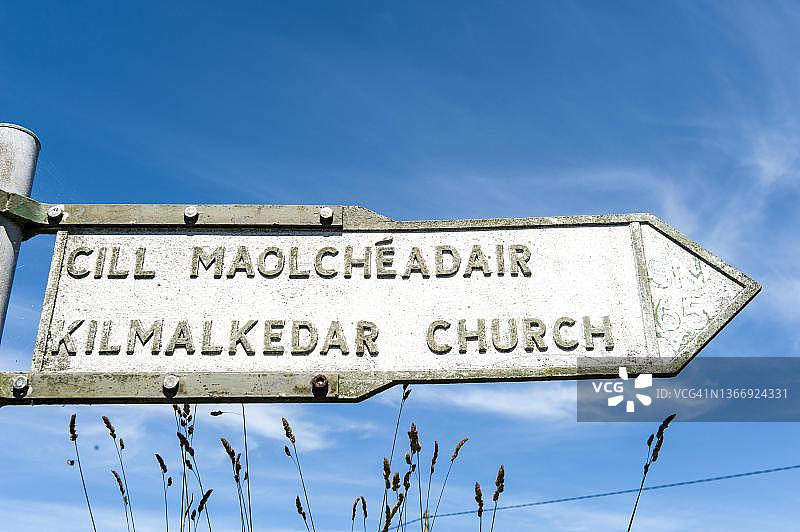 爱尔兰凯里郡丁格尔半岛路标图片素材