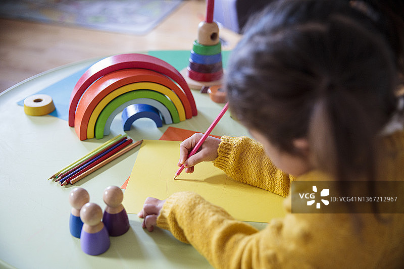 幼儿园儿童绘画和着色图片素材