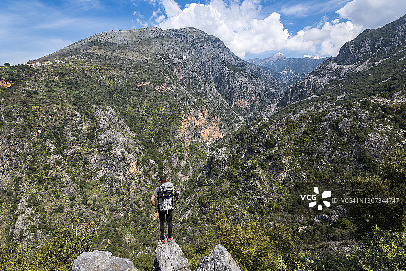 在春季的地中海徒步旅行图片素材