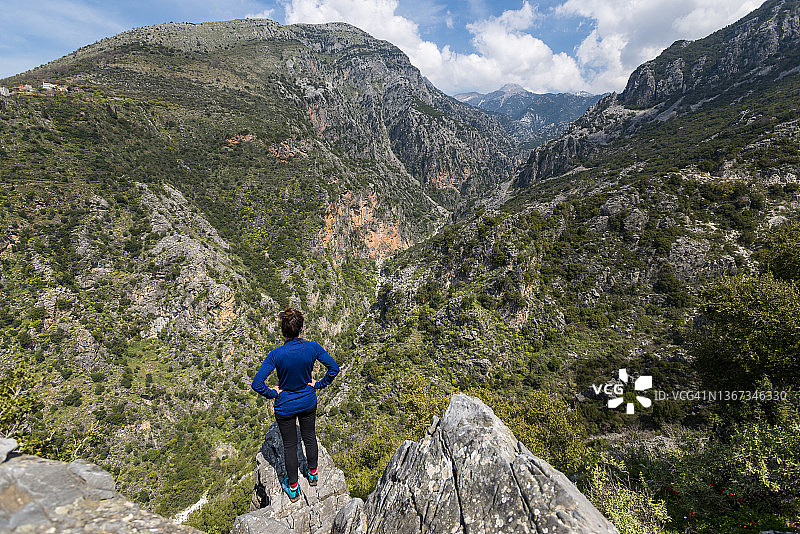 在春季的地中海徒步旅行图片素材
