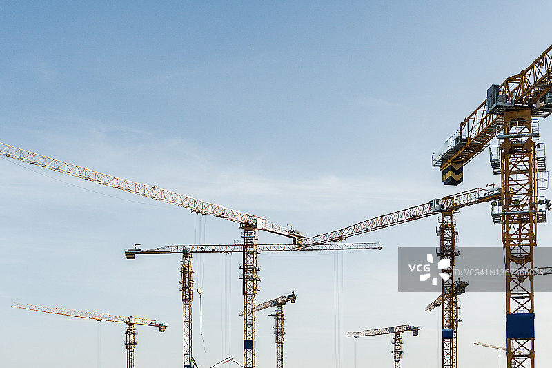 建筑起重机图片素材