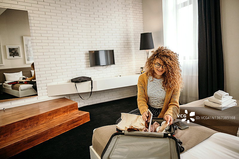 现在你需要打开行李图片素材