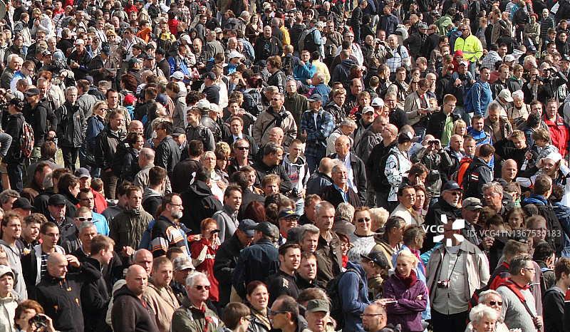 拥挤的人群图片素材