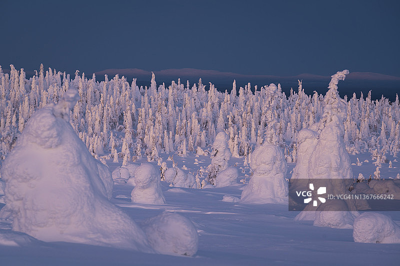 芬兰拉普兰的冰雕图片素材