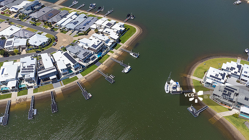 麦夸里港海滨郊区鸟瞰图片素材