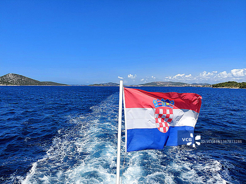 克罗地亚国旗与地中海图片素材