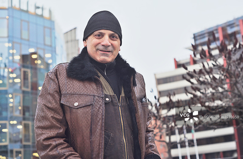 城市男子肖像图片素材