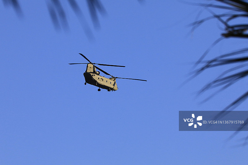 大型货运直升机图片素材