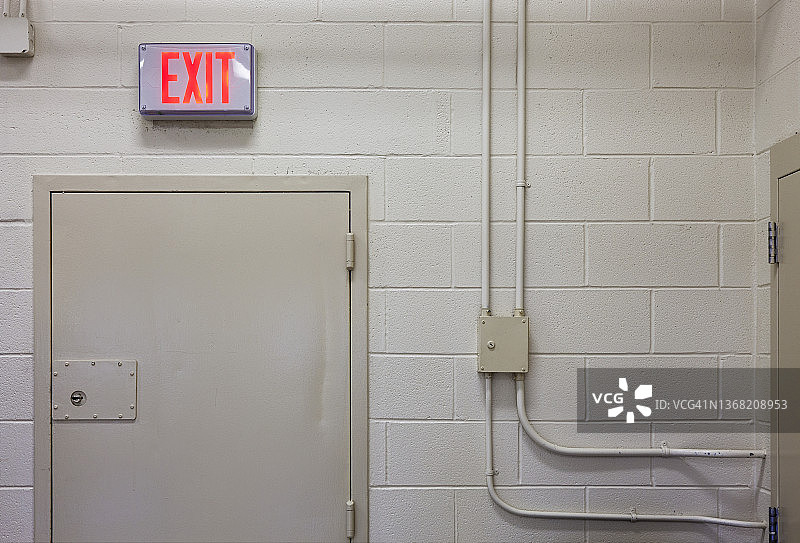 工业内部的出口标志图片素材