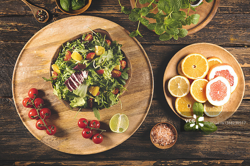 健康的一天，从健康食品开始图片素材