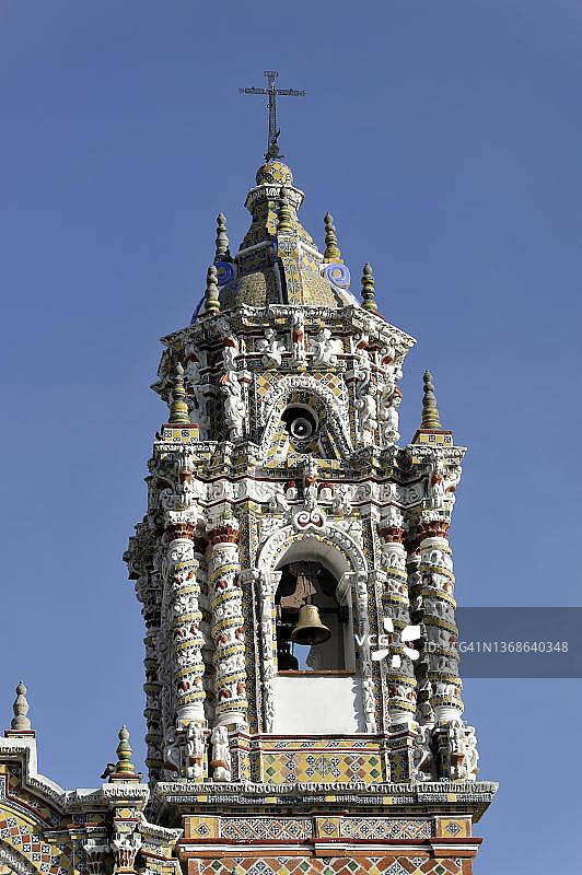 阿卡特佩克旧金山教堂，墨西哥普埃布拉州图片素材