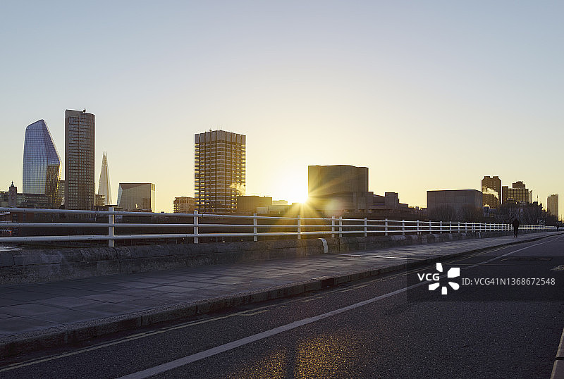 伦敦南部日出天际线图片素材