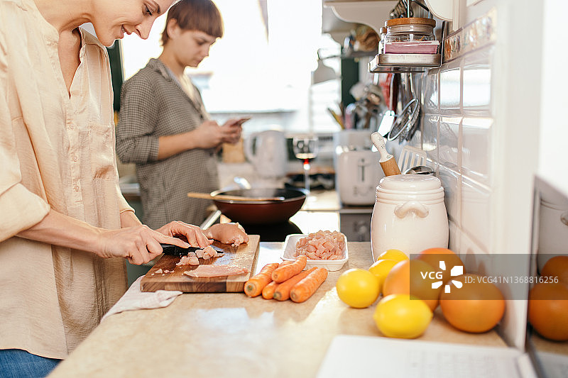 在家烹饪图片素材