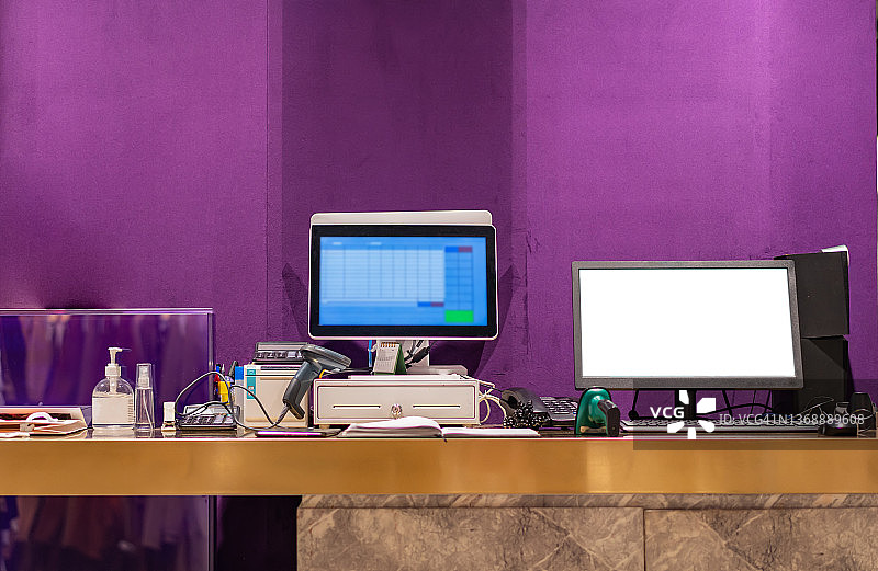 小型商店收银台角落图片素材