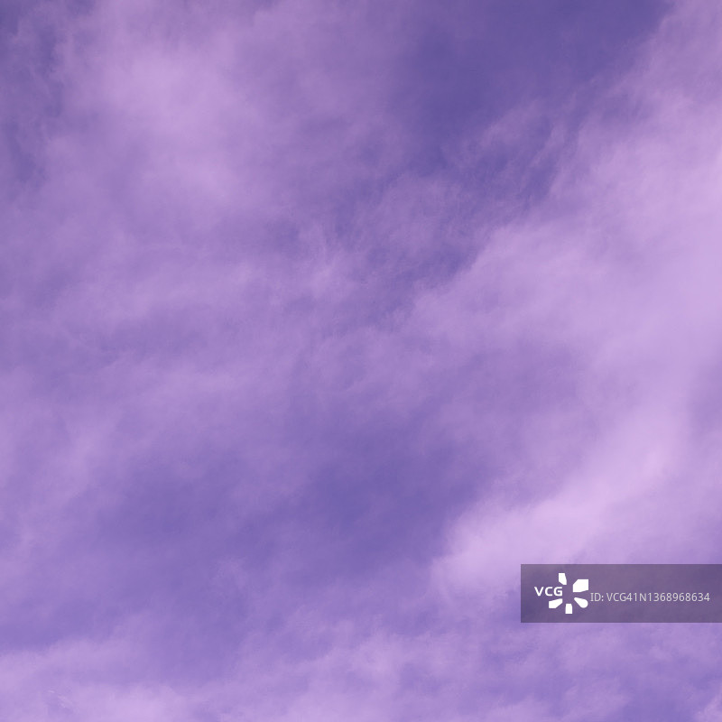 紫色迷雾图片素材