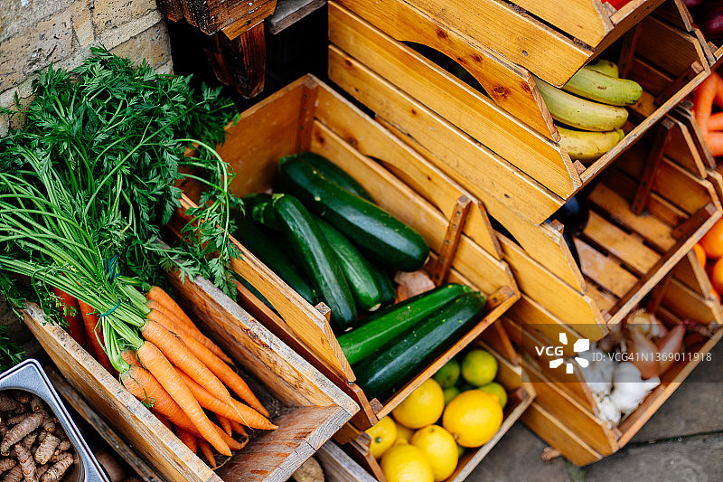 新鲜蔬菜市场摊位图片素材