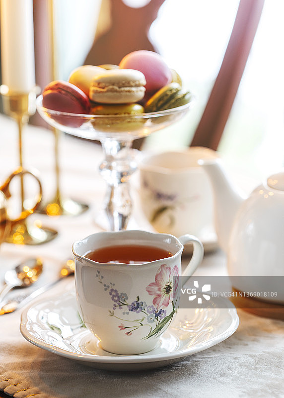 茶杯与马卡龙图片素材