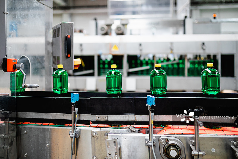 装瓶厂图片素材