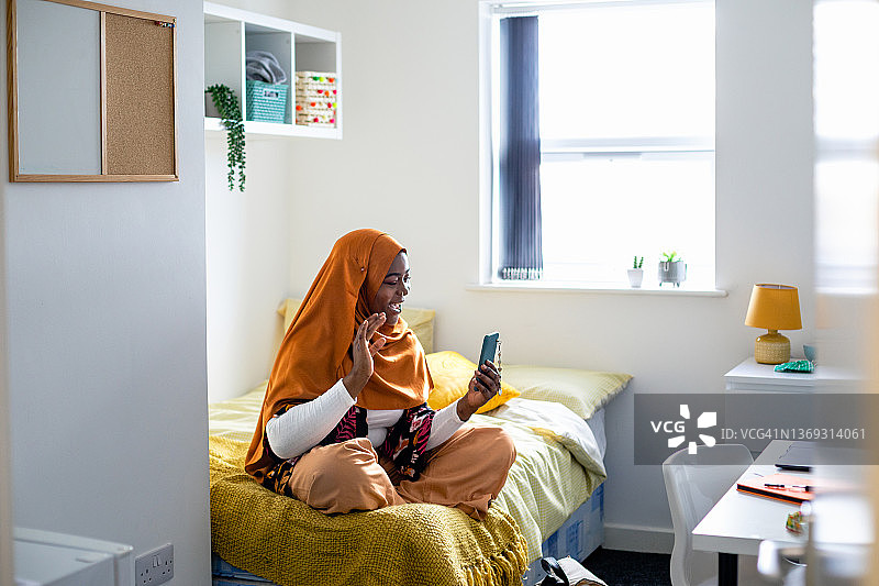 视频通话与家人联系图片素材