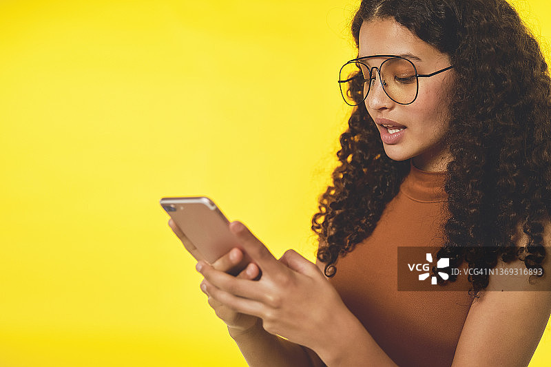 学生影棚照图片素材