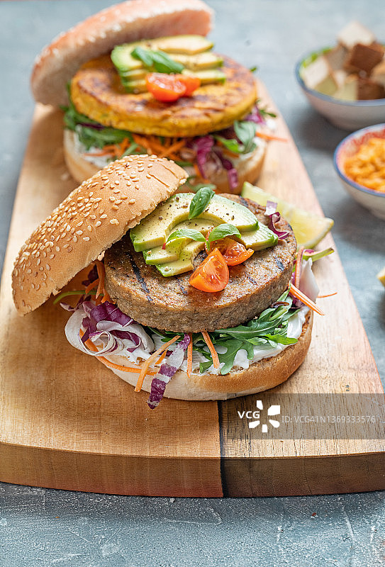 自制纯素汉堡图片素材