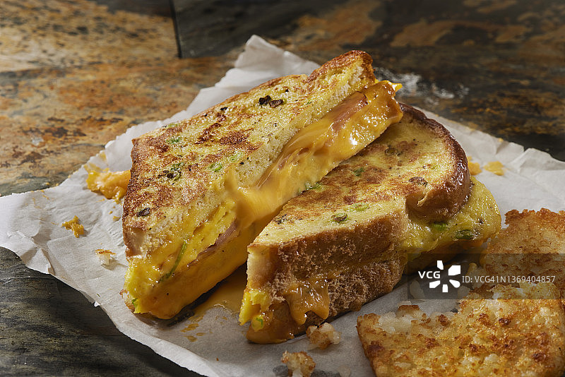 法式吐司煎蛋卷三明治图片素材