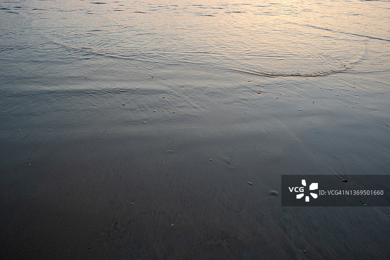 日落时分的海面图片素材