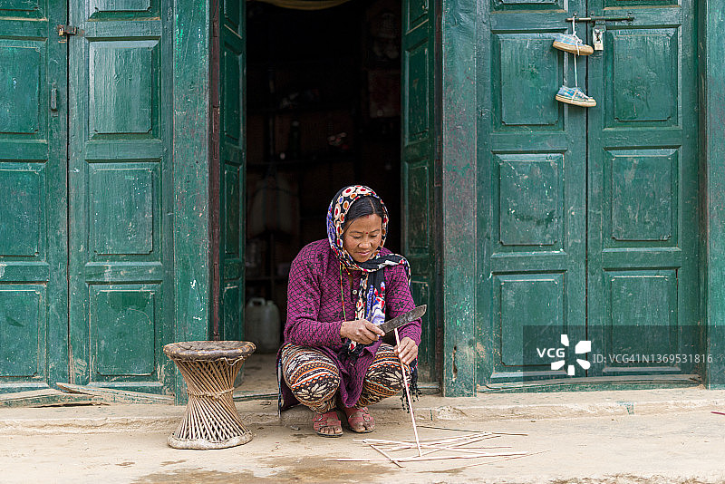 用竹子制作凳子图片素材
