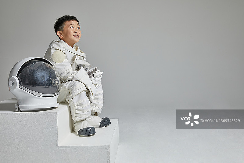 宇航员儿童图片素材