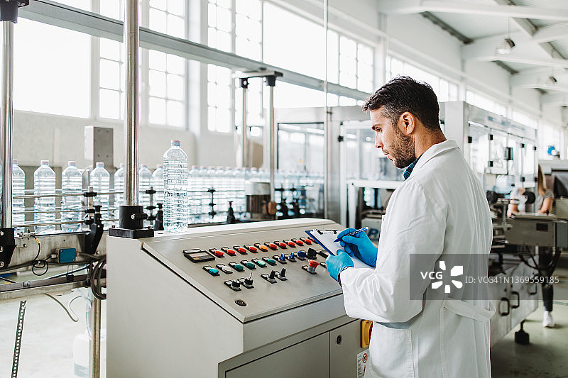 装瓶厂图片素材