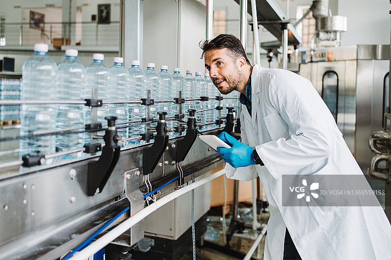 装瓶厂图片素材