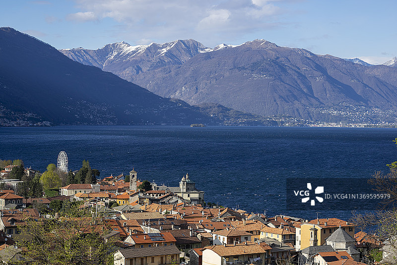 意大利北部湖畔村庄图片素材