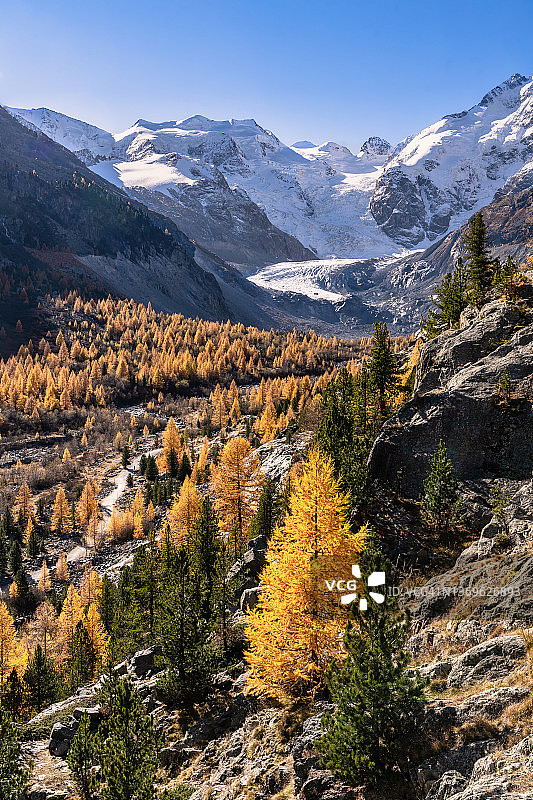 瑞士恩嘎丁秋季景观图片素材