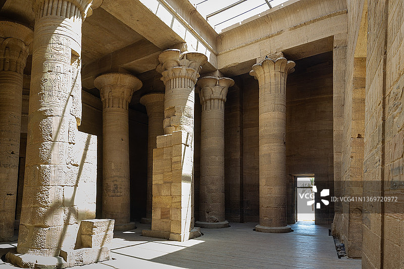 菲莱伊西斯神庙的柱式大厅图片素材