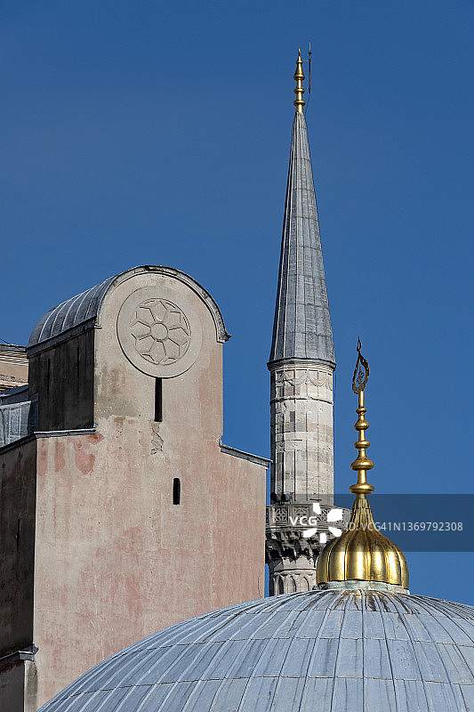 土耳其伊斯坦布尔法蒂赫区的圣索菲亚大清真寺图片素材