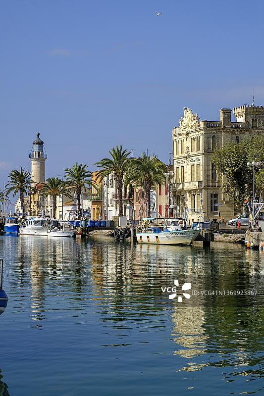 罗纳河塞特港和运河，勒格罗杜鲁瓦，加尔省，卡马格，奥克西塔尼大区，法国图片素材