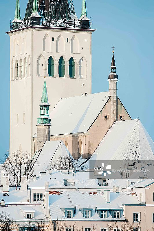 爱沙尼亚塔林圣奥拉夫教堂雪景细节图片素材