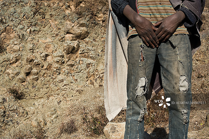 埃塞俄比亚的贫困男孩图片素材