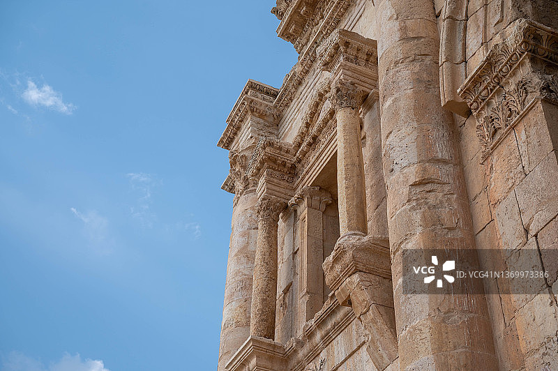 约旦杰拉什罗马遗址的哈德良拱门图片素材